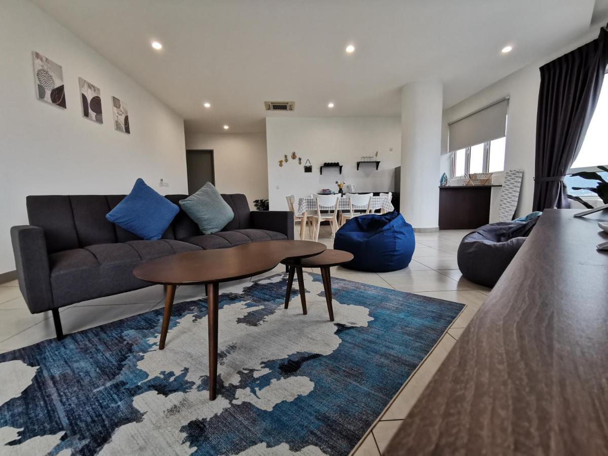 Apartment Octagon Family